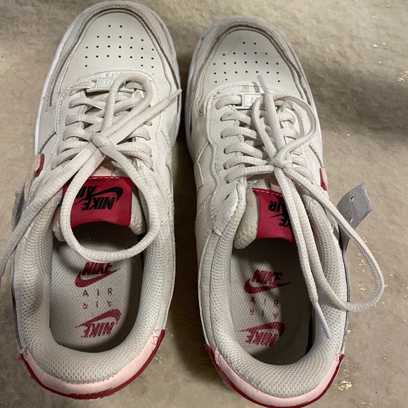 Nike Air Force 1 in Off White w/ Red & Pink - Picture 4 of 5